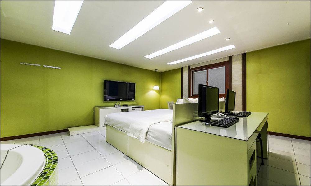 Nice Hotel Uijeongbu Exterior photo